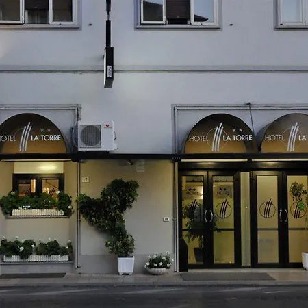 Hotel La Torre 3*